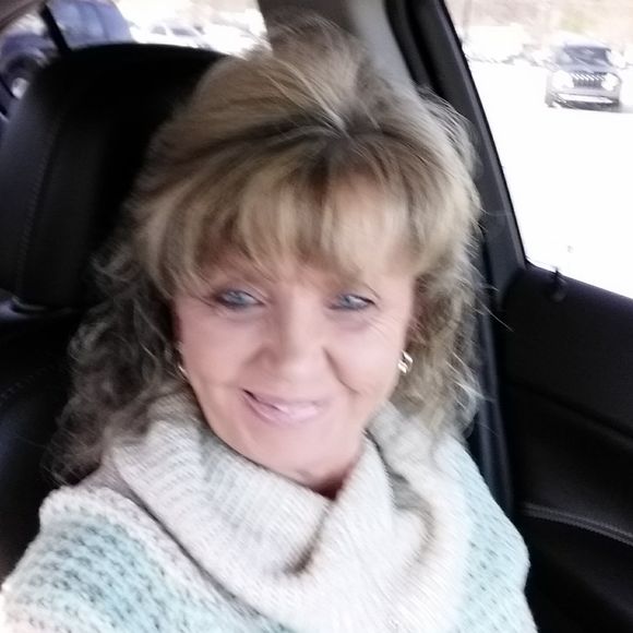 Meet your Posher, Beverly - Picture 1 of 1